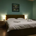 Appartamento Small Boutique & Garden Tirana