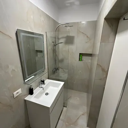 Appartement Small Boutique & Garden