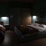 Small Boutique & Garden Apartment *