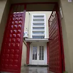 Small Boutique & Garden *