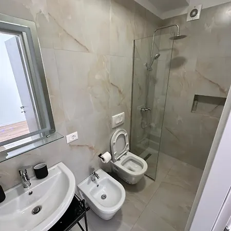 Apartman New Bazaar Tirana