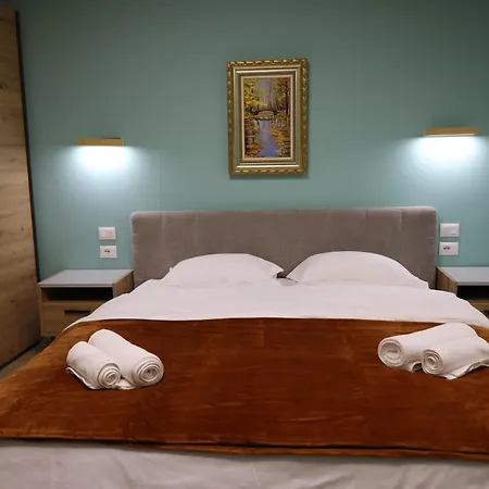 Small Boutique & Garden Tirana