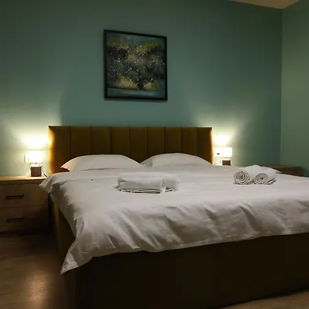 Apartman Small Boutique & Garden Tirana