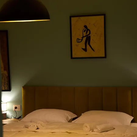 Small Boutique & Garden * Tirana