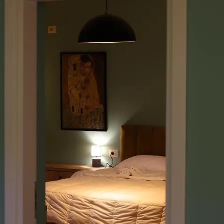 Small Boutique & Garden