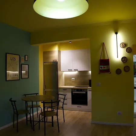 Small Boutique & Garden Διαμέρισμα Τίρανα