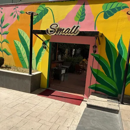 Apartment Small Boutique & Garden Tirana