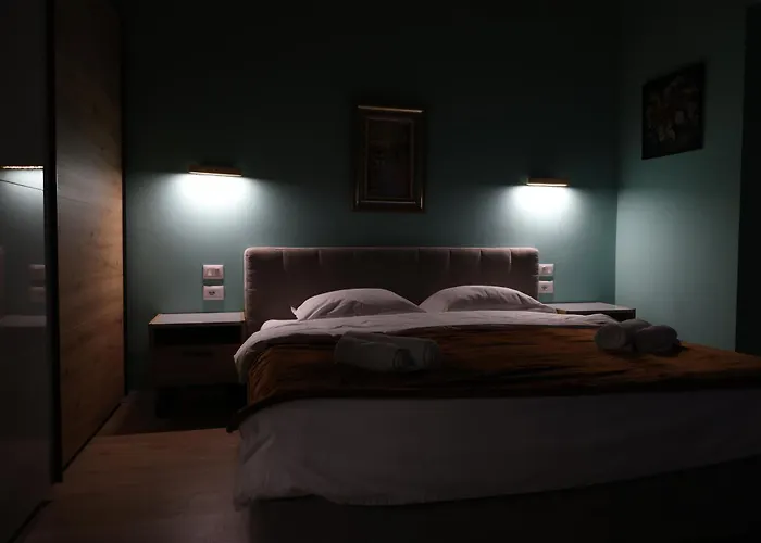 Small Boutique & Garden 公寓 地拉那