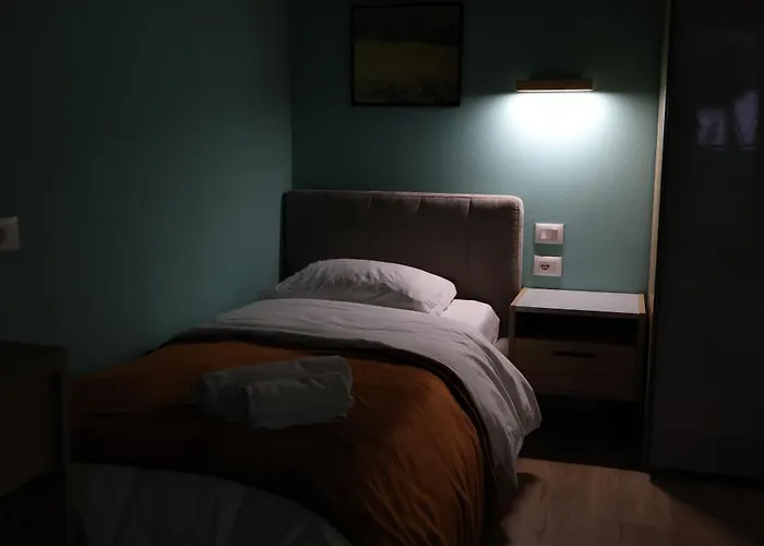 Small Boutique & Garden 公寓 地拉那