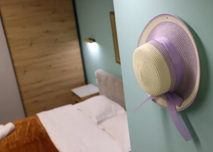 Small Boutique & Garden 公寓