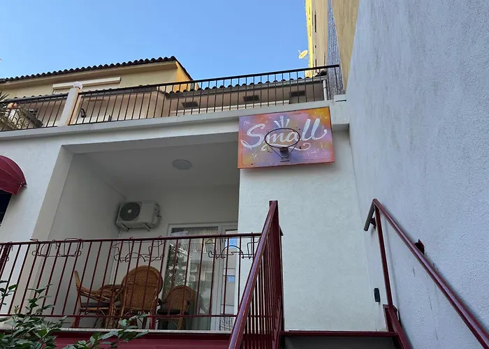 Small Boutique&garden Appartement
